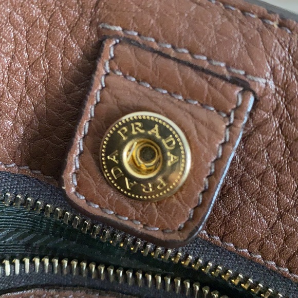 SOLD Prada Vit. Daino bag - Picture 7 of 16